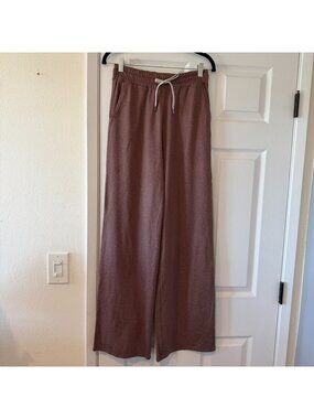 Vuori Halo Essential Wide Leg Lounge Pants Size Small NWOT